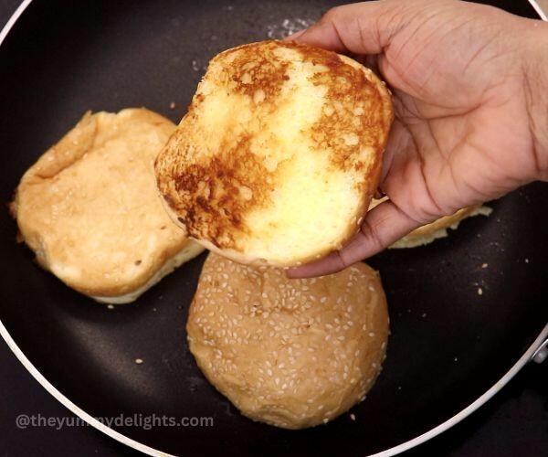 toasted buns.