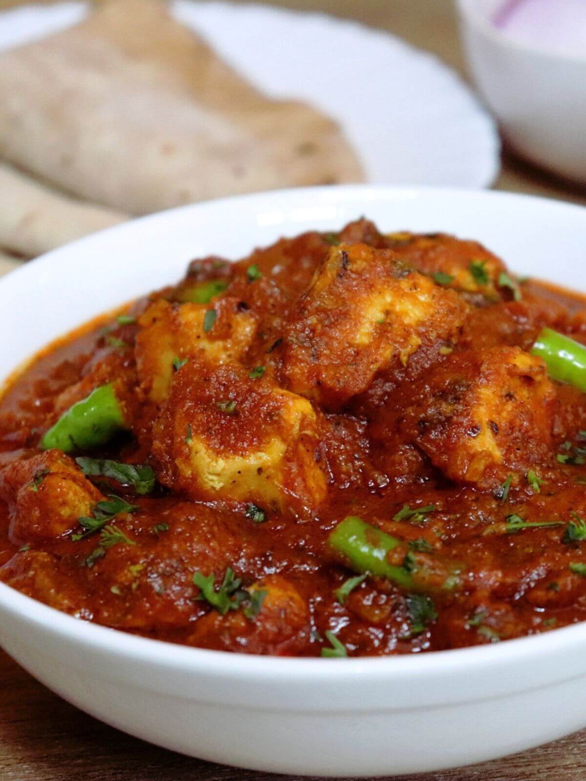 close-up of chicken pathia in a bowl.