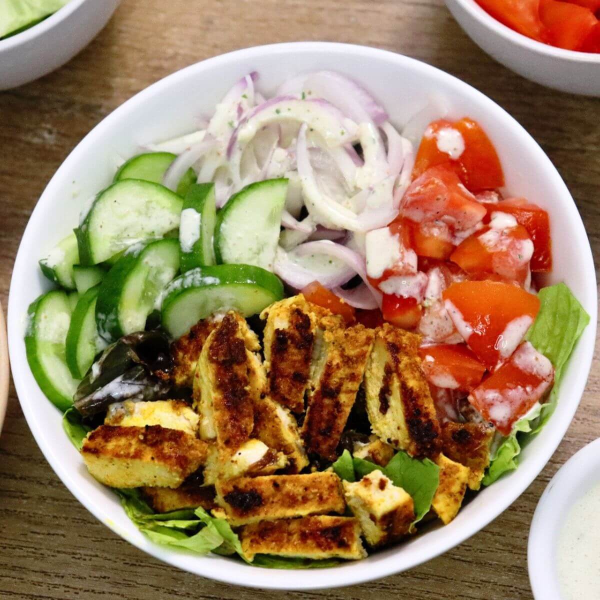 close-up of chicken shawarma salad bowl.