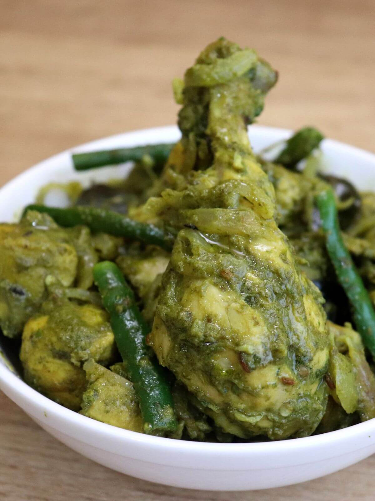 close-up of green chili chicken.