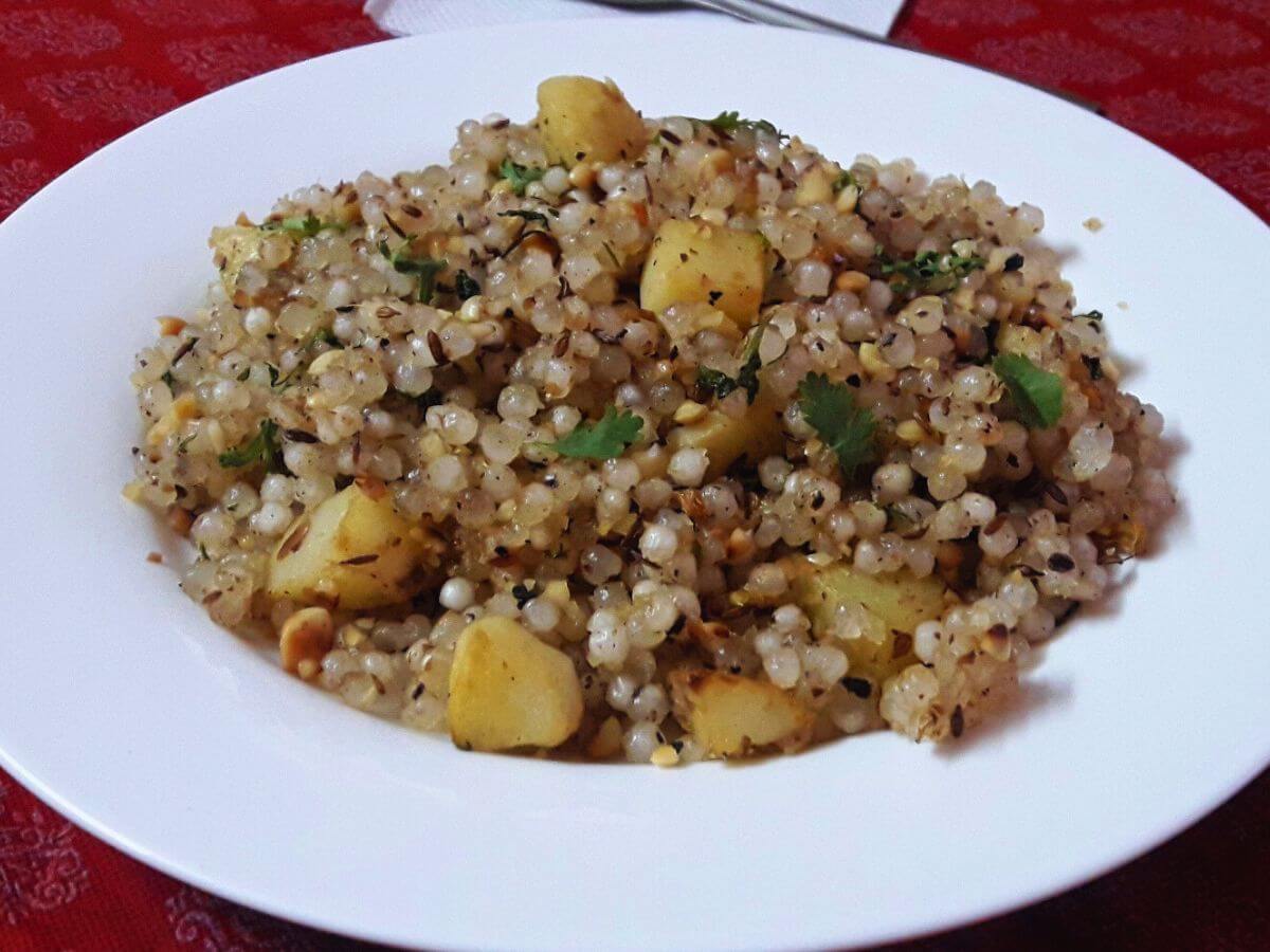 close-up of sabudana khichdi served on a plate.