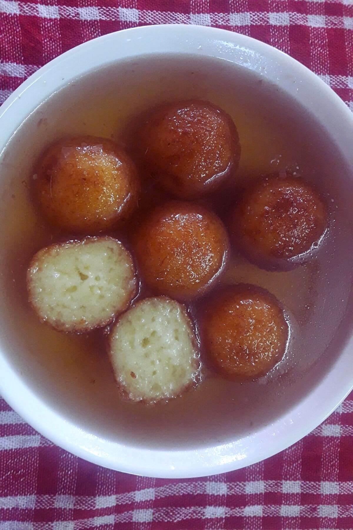 ravyache gulab jamun in a bowl.