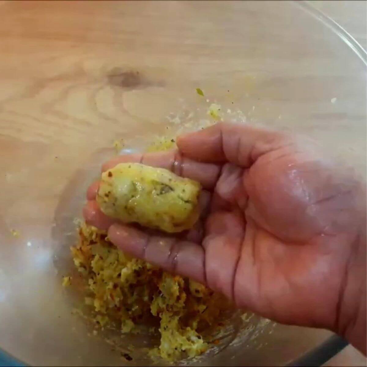 Potato nuggets shaped in cylindrical shape.