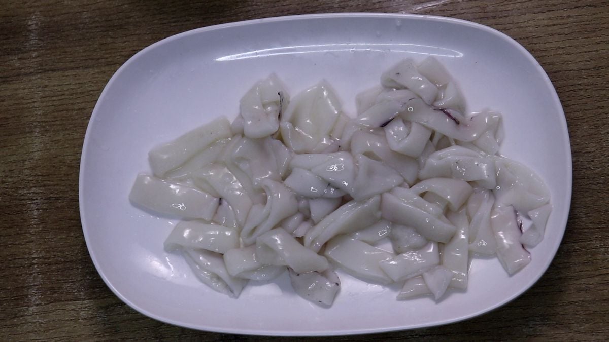 Squid marinated with salt before cooking.