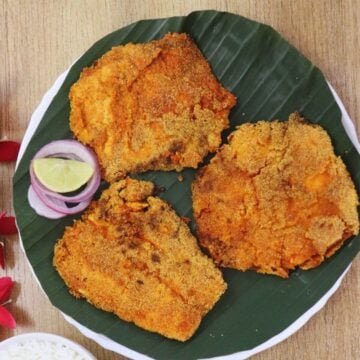 Chonak fry crispy Goan style rava fish fry served with lemon and onions.