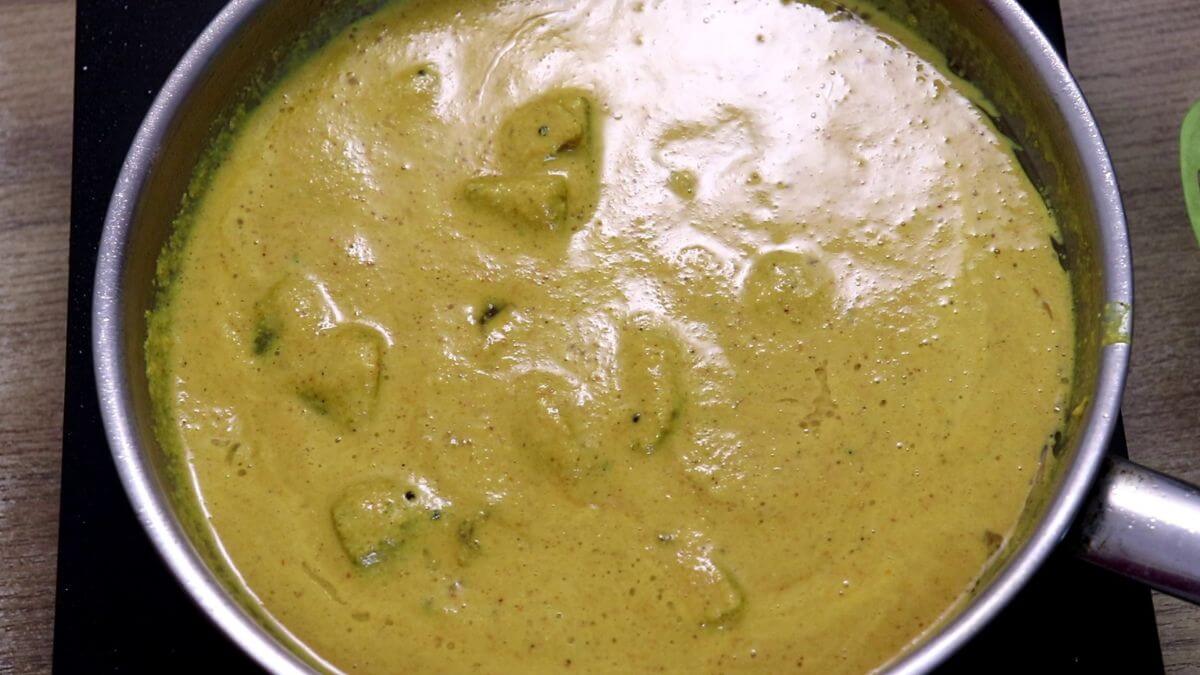 addition of coconut masala to make uddamethi.