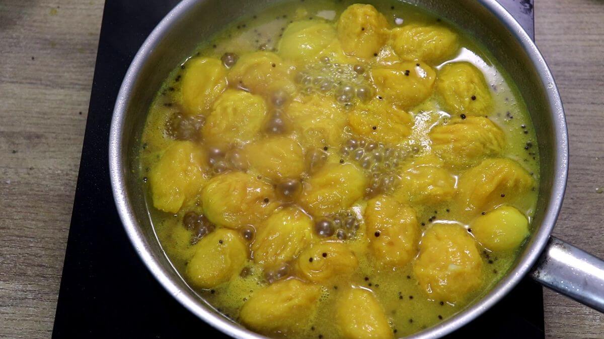 cooking ghota for mango sasav.