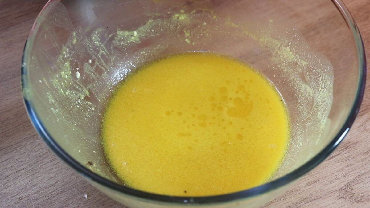 Flavorful prawn stock reserved for adding to the ghee roast masala.