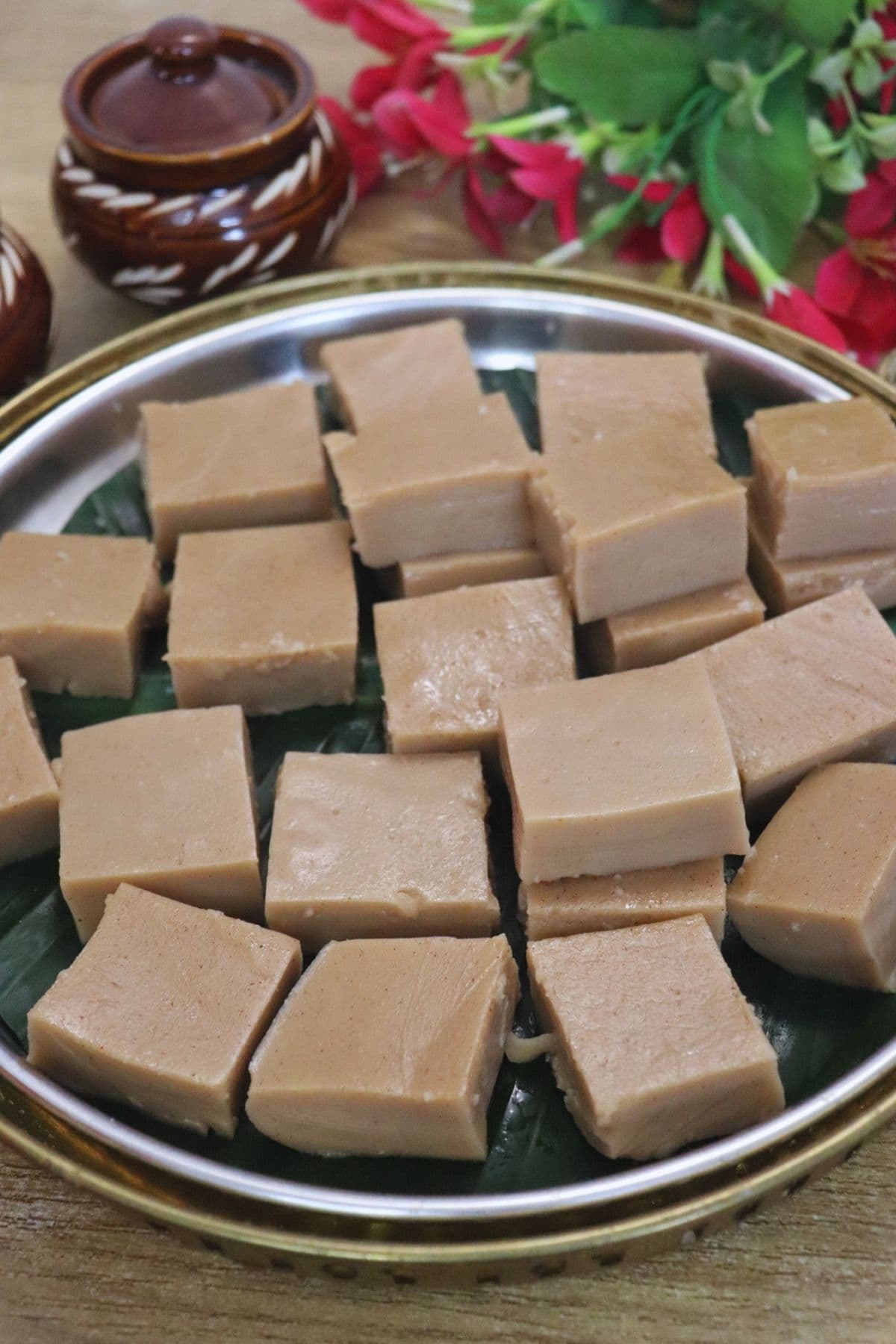 Ragi Manni served in a golden tray.